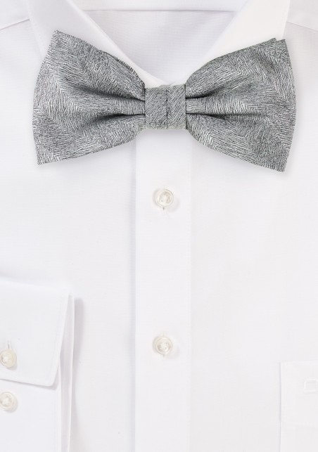 Wood Grain Bowtie in Graphite Gray