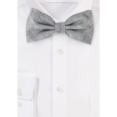 Wood Grain Bowtie in Graphite Gray