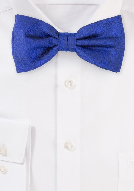 Wood Grain Weave Bowtie in Dress Blue