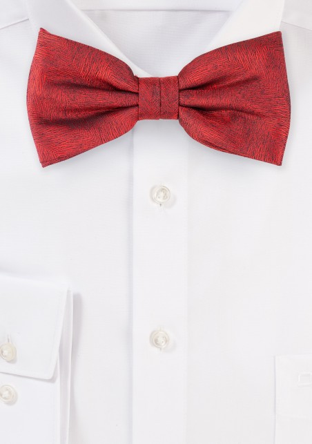 Wood Grain Bowtie in Apple Red