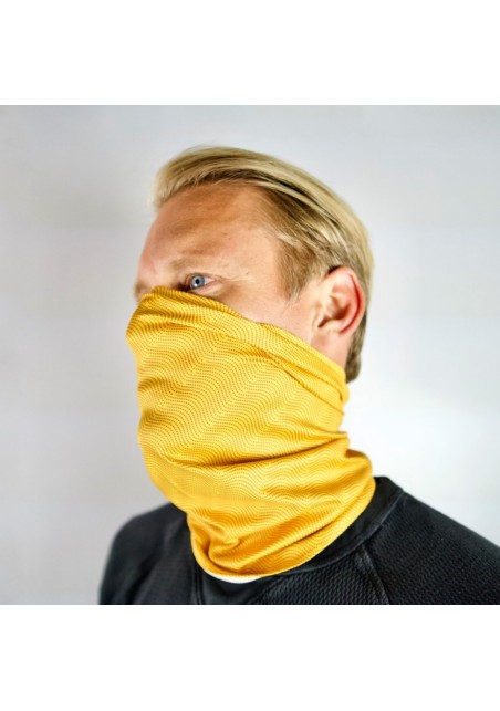 neckt gaiter in gold
