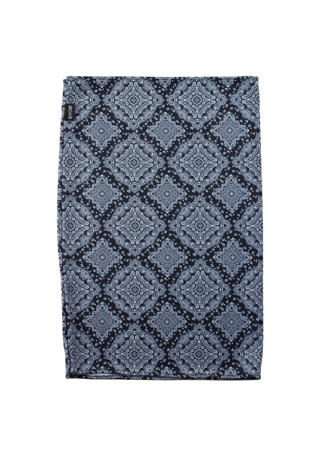 medallion print neck gaiter in gray