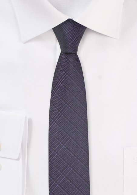 Super Skinny Tie in Grape Purple