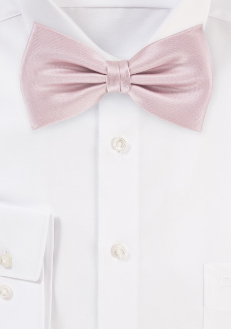 Elegant Formal Bow Tie in Blush Pink