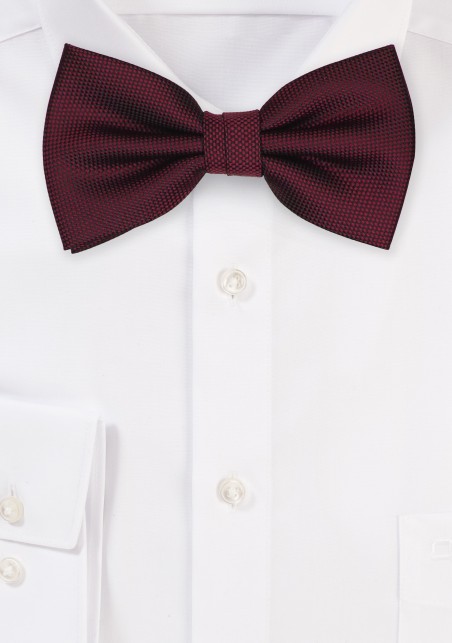 Matte Textured Bow Tie in Maroon