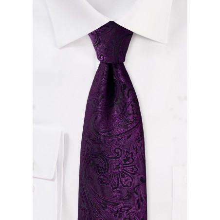 Paisley Tie in Berry