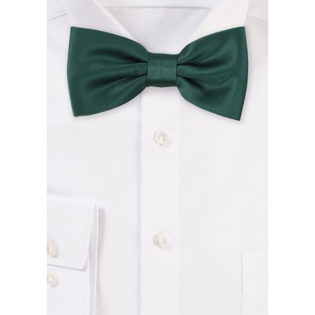 Satin Bow Tie in Hunter Green