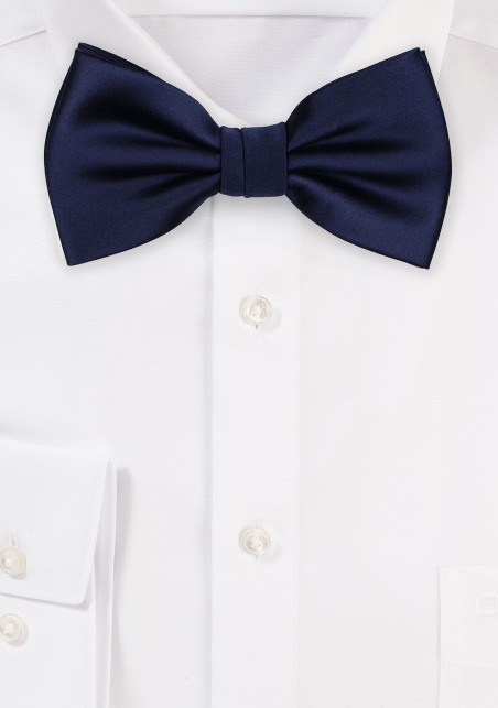 Dark Blue Bow Tie in Solid Color