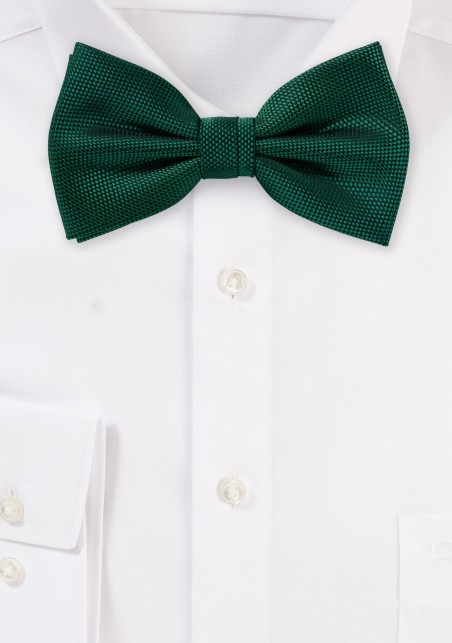 Autumn Bowtie in Hunter Green