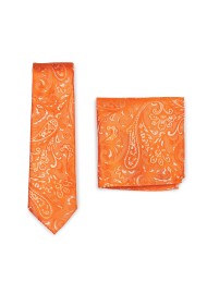 Mens Tie Set with Paisley Design in Mandarin