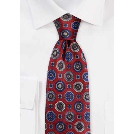 Medallion Print Tie in Classic Burgundy