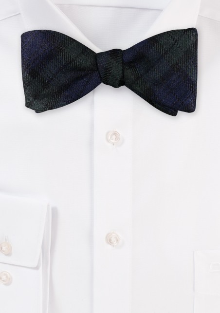 Tartan Plaid Bow Tie in Green and Navy