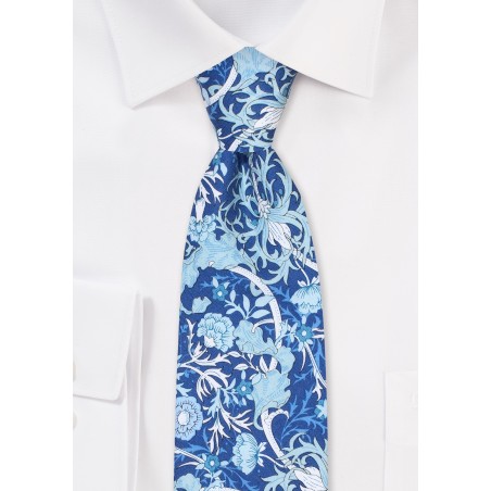 Wild Floral Print Cotton Tie in Blue