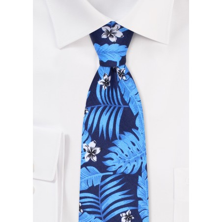Tropical Floral Print Tie in Blues
