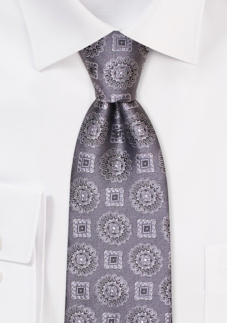 Medallion Designer Tie in Silver