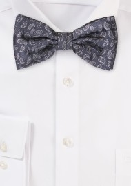 Elegant Paisley Bowtie in Charcoal
