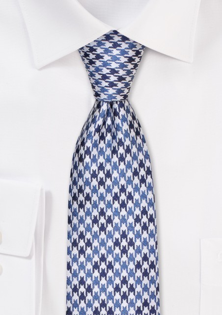Slim Houndstooth Check Tie in Blues and White