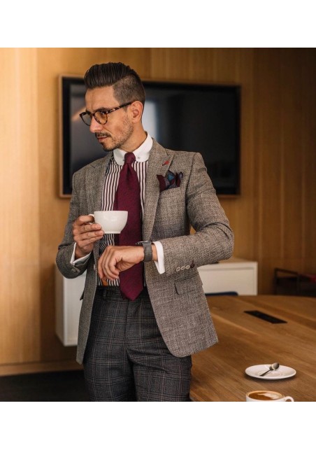Cabernet Linen Textured Tie