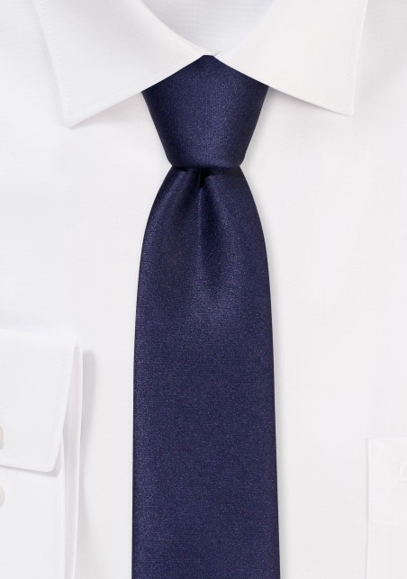 Solid Satin Skinny Tie in Navy