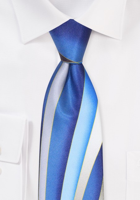 Vintage 70s Print Tie in Blue and Gray