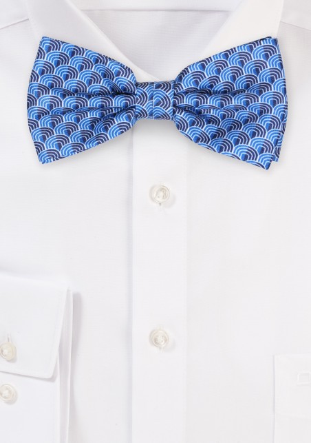Seashell Print Bow Tie in Blues