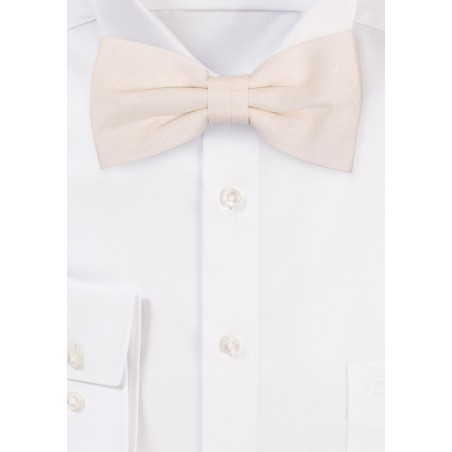 White Alabaster Bowtie in Linen