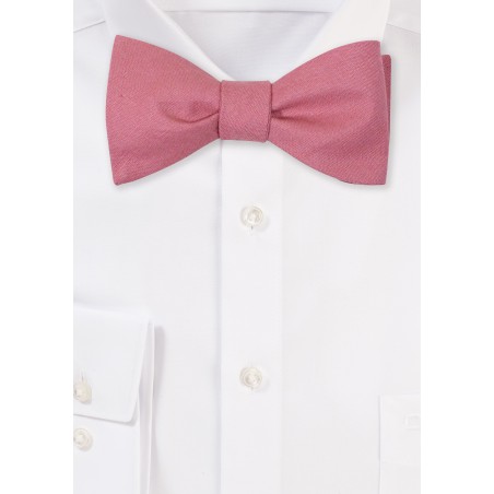 Vintage Mauve Linen Bow Tie in Self-Tie Style