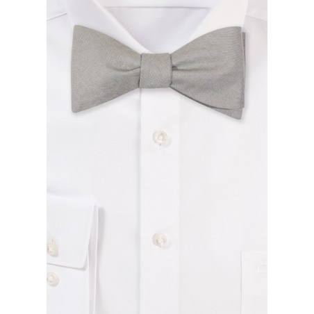 Moss Green Linen Bow Tie in Self-tie Cut