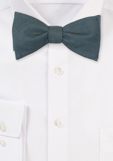 Eucalyptus Color Linen Bow Tie in Self-tie Cut