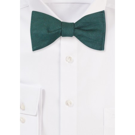 Emerald Green Self Tie Bow Tie in Matte Linen