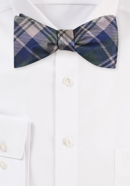 Self Tie Tartan Bowtie in Navy and Forest