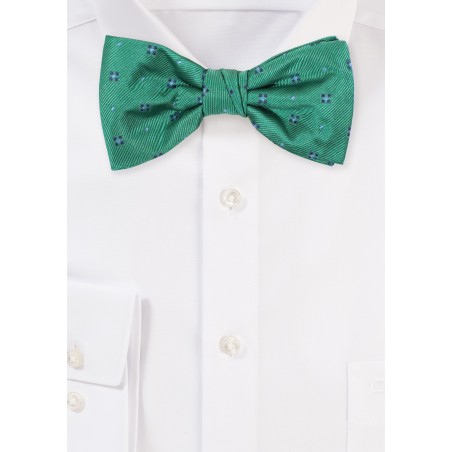 Bow Tie in Kelly Green | Luxury Formal Bow Tie in Kelly Green