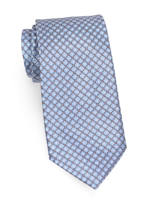 Diamond Patterned Tie in Soft Blue
