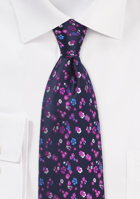 Intricate Floral Tie in Grape Purple