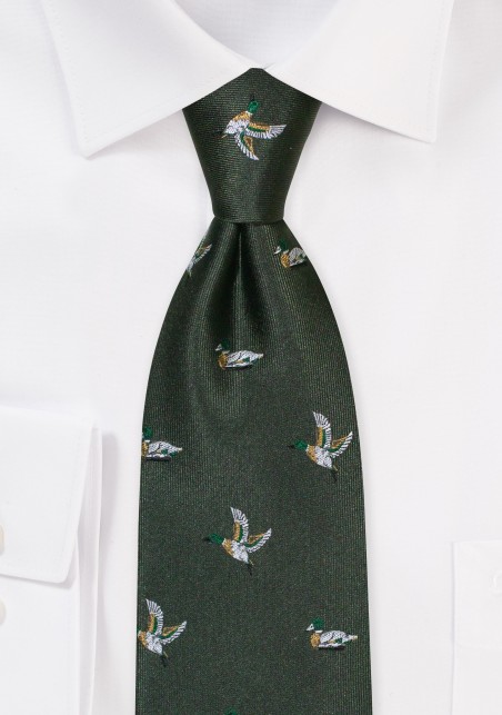 Duck Hunters Tie in Forest Green