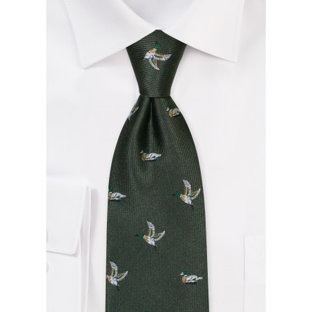 Duck Hunters Tie in Forest Green
