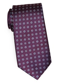 Silk Tie in Burgundy | Classic Mens Silk Necktie in Burgundy