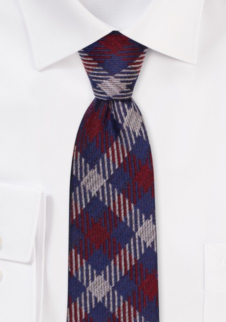 Modern Slim Cut Wool Tie with Retro Plaid Design