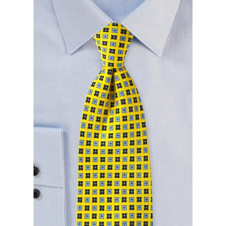 Summer Silk Necktie in Yellow and Blue