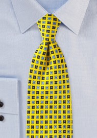 Summer Silk Necktie in Yellow and Blue