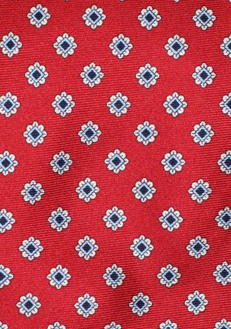 Wine Red Silk Tie in Luxury Silk