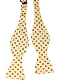Golden Blonde Silk Bowtie in Self-Tie Style