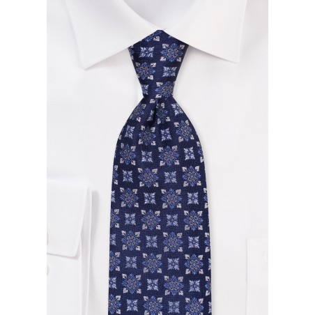 Woven Medallion Design Silk Tie in Navy
