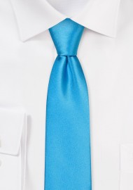 Slim Cut Skinny Tie in Cyan Blue