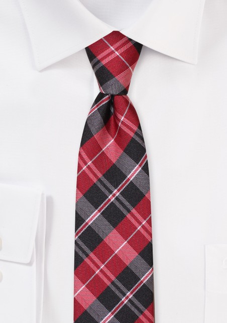 Modern Tartan Plaid Tie in Red and Black