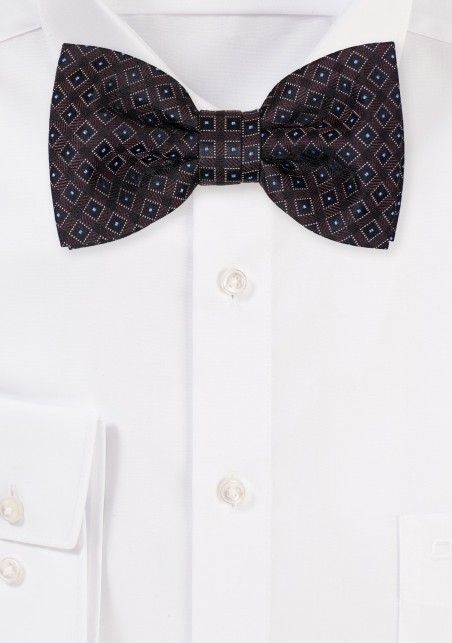 Black Pre-Tied Bow Tie in Elegant Box Check Pattern