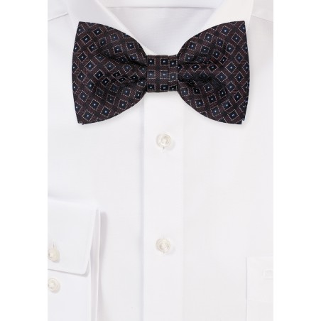 Black Pre-Tied Bow Tie in Elegant Box Check Pattern