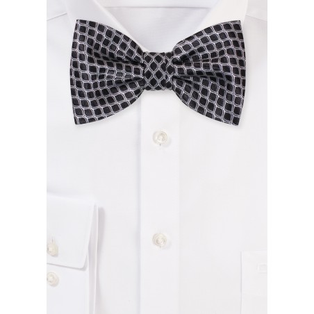 Black Bow Tie with Fish Scale Check Pattern