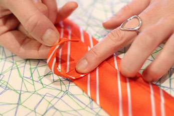 necktie-loop