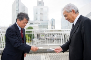 japanese-business-dress-code-tradition